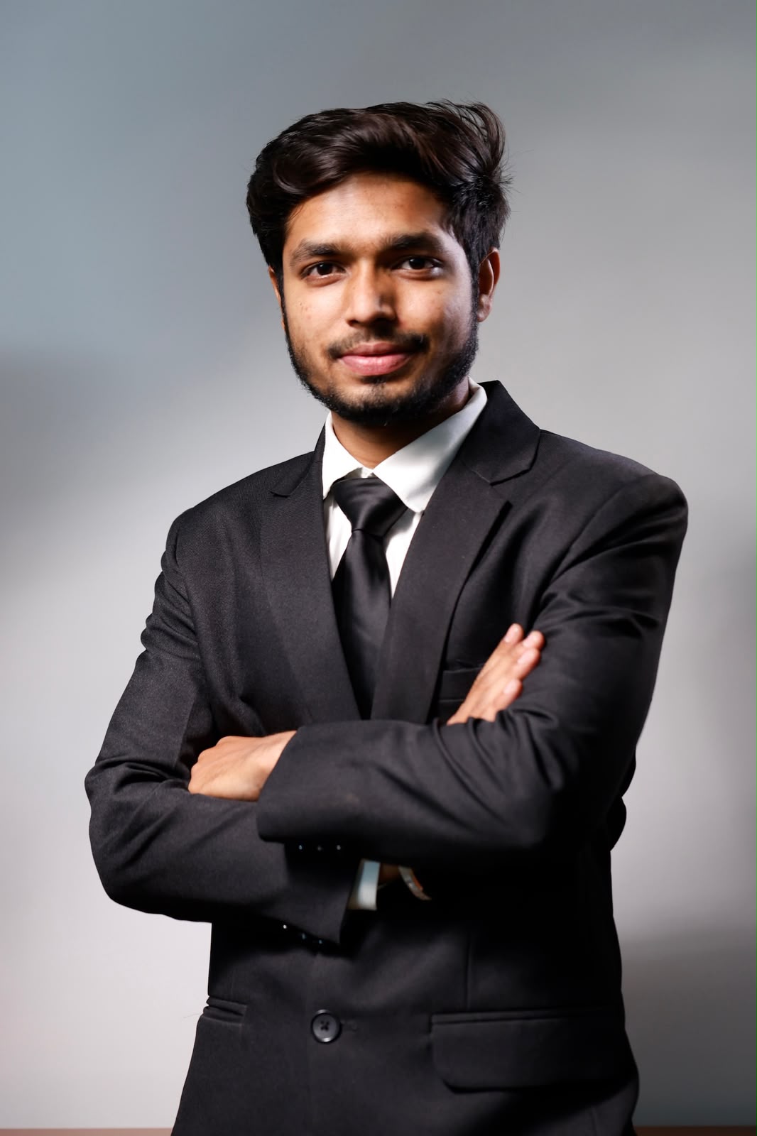 Akash Diwakar, Manager, Litigation